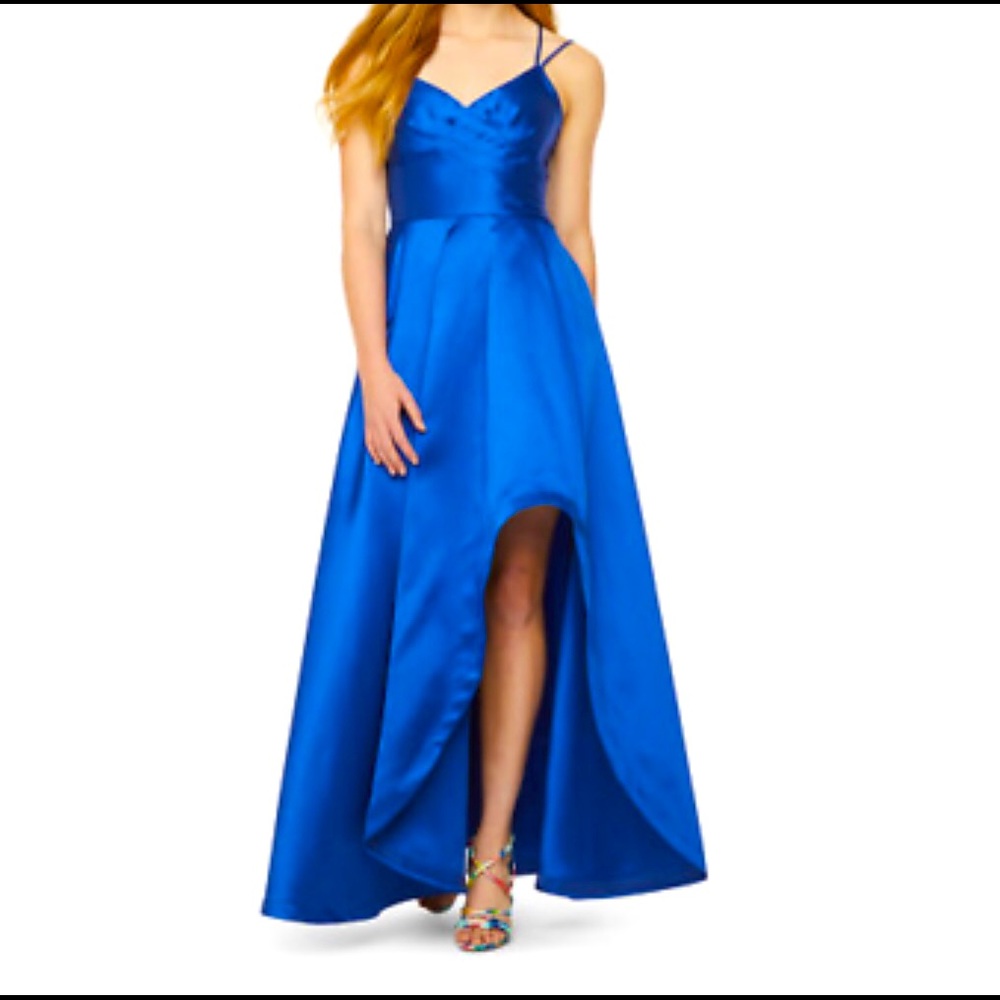 Juniors Formal Gown-never worn